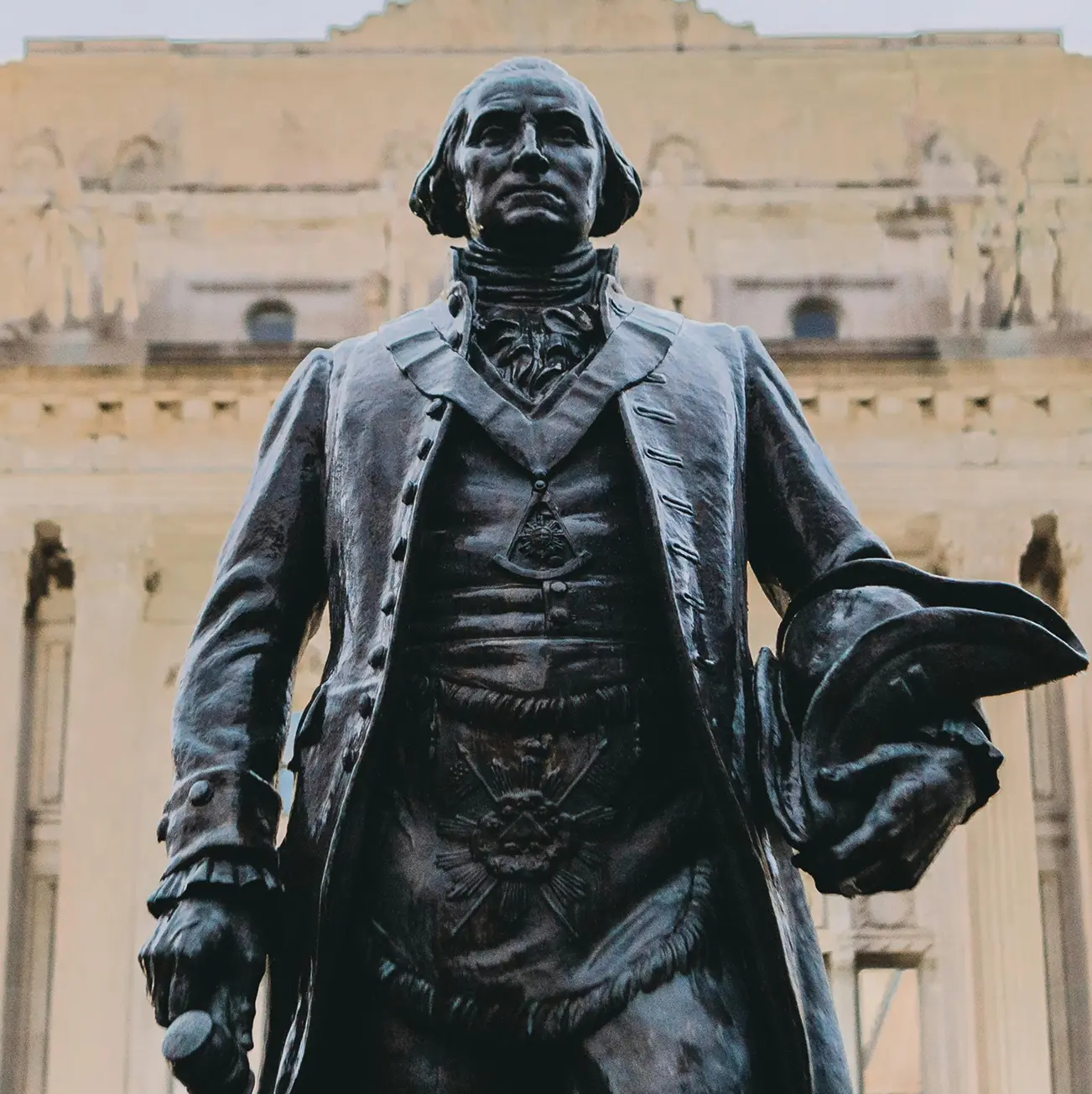 Statue of George Washington in Indianapolis